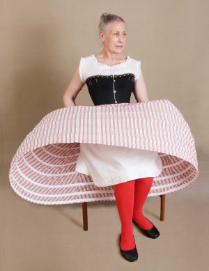 Crinoline - Sitting Incorrectly